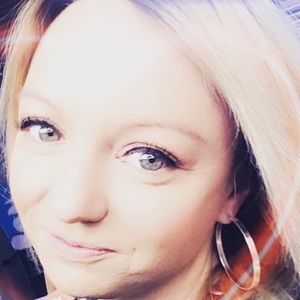 Meet your Posher, Kari